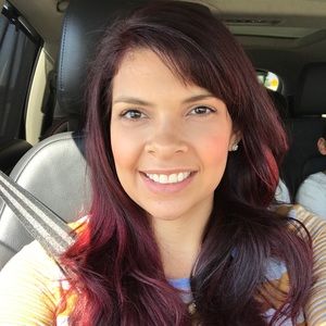 Meet your Posher, Rebecca